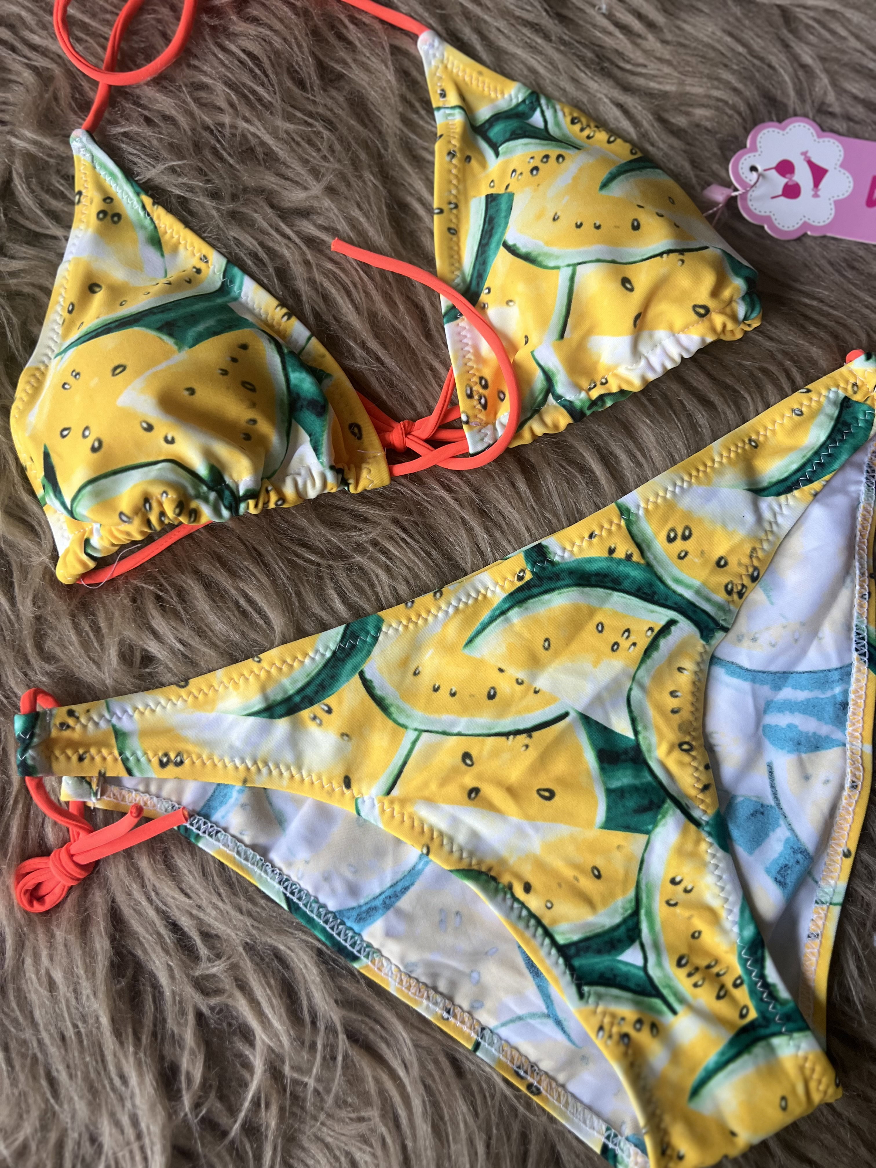 Bikini Triangulito Con Vedetina Juvenil Roja Viva