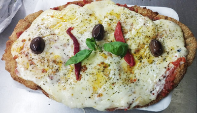 Milanesa a la pizza para 2 con guarnición