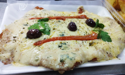 Milanesa al roquefort para 2 con guarnición