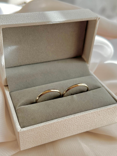 ALIANZAS 2MM ORO 18K 2.5GR EL PAR (I20-25)