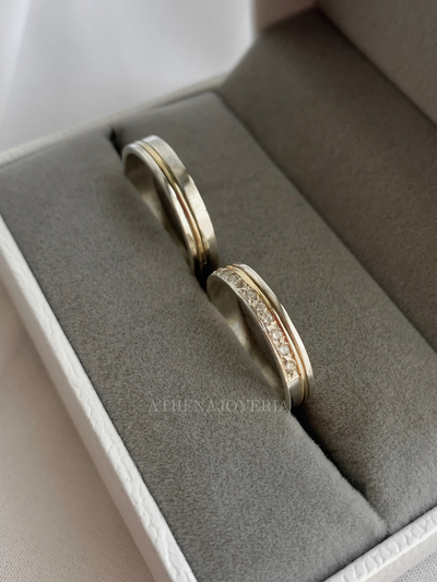 PAR ALIANZAS PLATA Y ORO LAMINADO A015MS 
