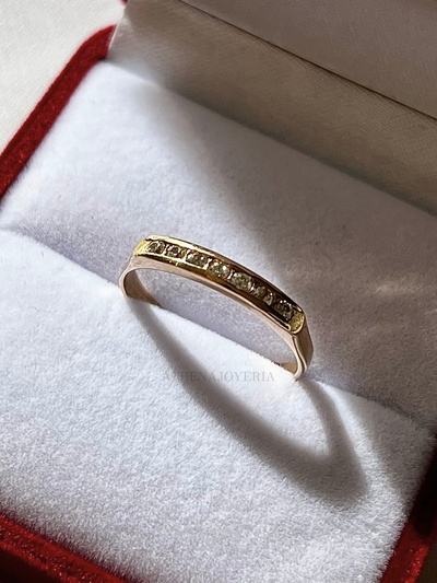Anillo "Medio Sin fin" Oro 18K