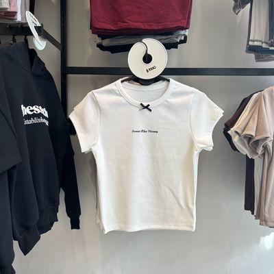 REMERA MOÑO "SWEET LIKE"