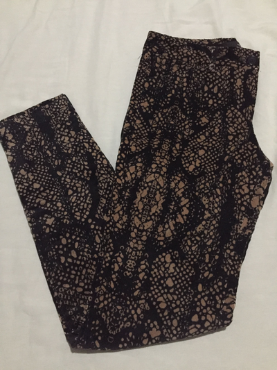 Pantalon corderoy Akiabara