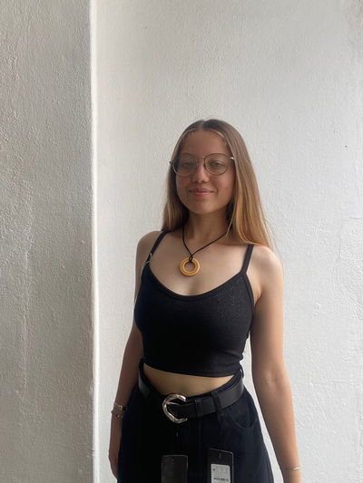 TOP NEGRO CON ESPALDA FABULOSA