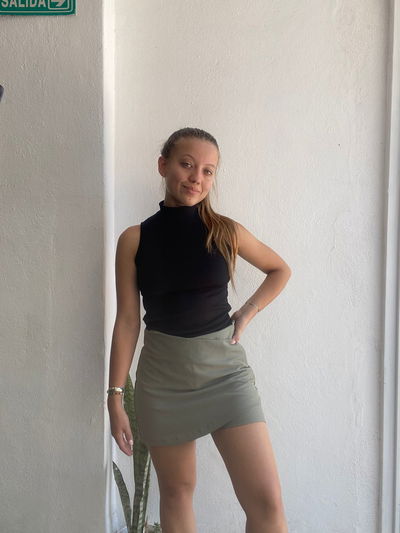 SHORT POLLERA SASTRERO OLIVA