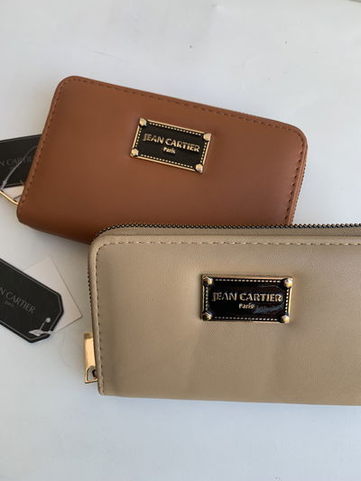 BILLETERA PARIS