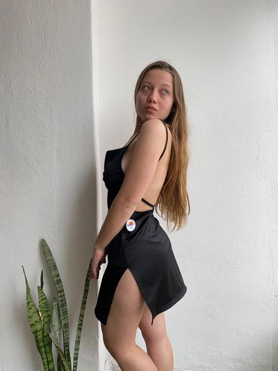 VESTIDO RASO NEGRO RECTO