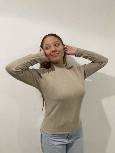 POLERA BEIGE JASPEADA