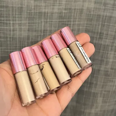 Corrector líquido Feels Ruby Rose Tester