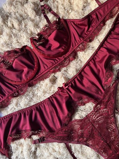 Conjunto Gema Bordó