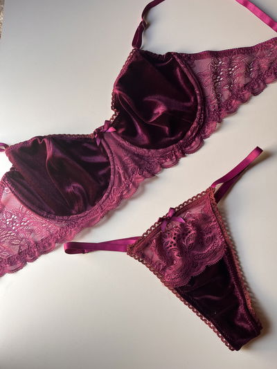 Conjunto Violeta