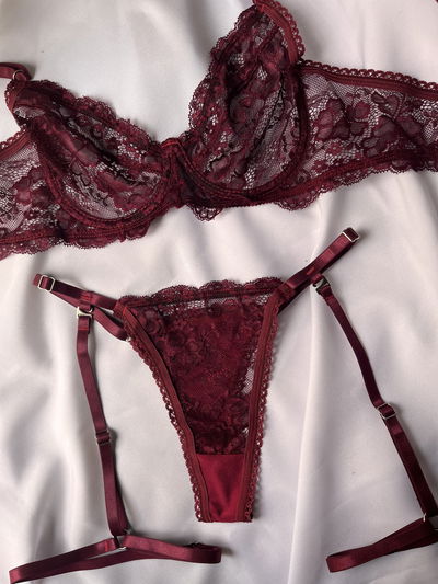 Conjunto Lara Bordó