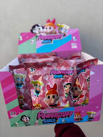 Sorpresas chicas súper poderosas