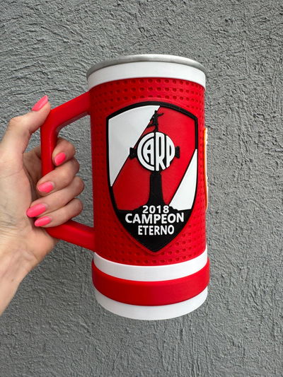 JARRA 1 LITRO RIVER EDICION FINAL EN MADRID (COLOR ROJO)