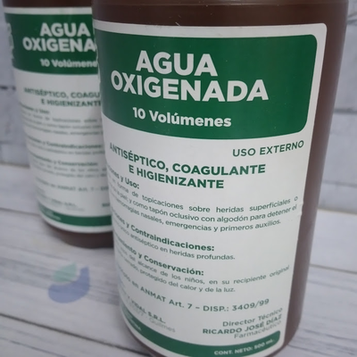 AGUA OXIGENADA 10 VOL X 500 ML.