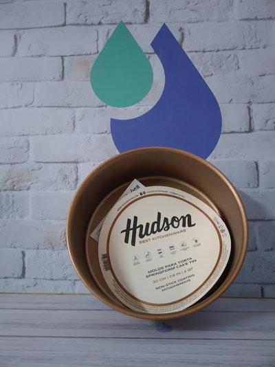 MOLDE PARA TORTA 20 CM HUDSON