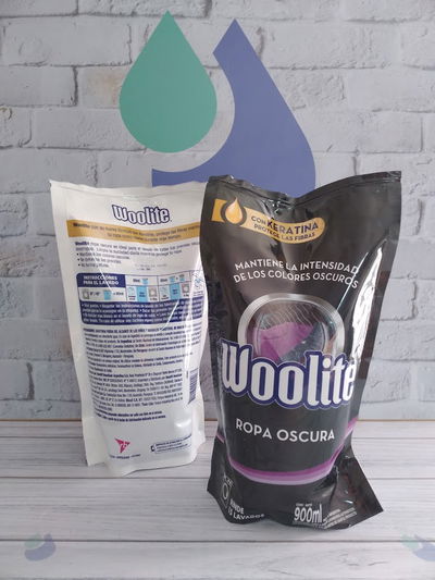 WOOLITE JABON ROPA OSCURA DP 900 ML.