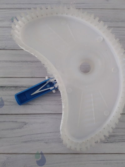 LIMPIAFONDO PLASTICO MEDIALUNA VULCANO