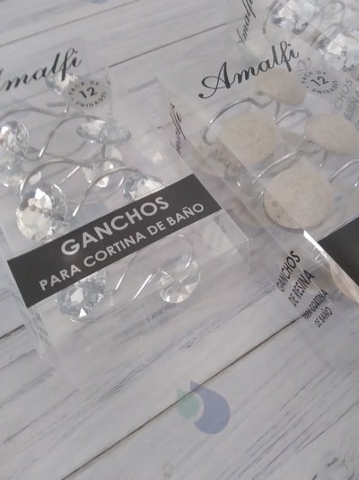 GANCHOS DE RESINA X DOCENA IMPORT.