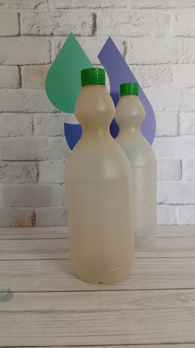 BOTELLA PERITA POLIETILENO 1000 C.C. C/TAPA RECICLADA