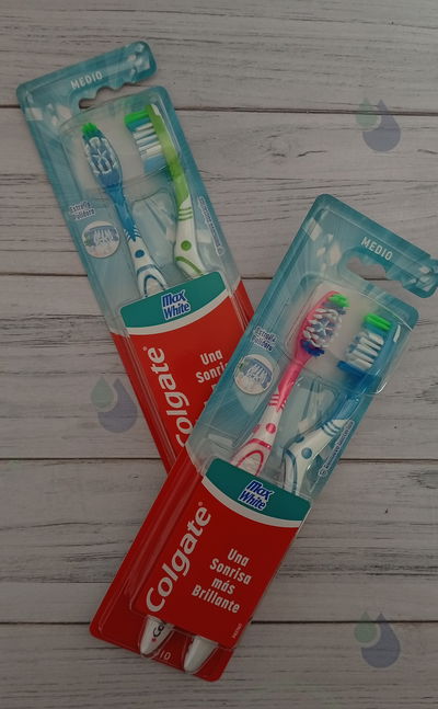 CEPILLO DENTAL X 2 MAX WHITE COLGATE