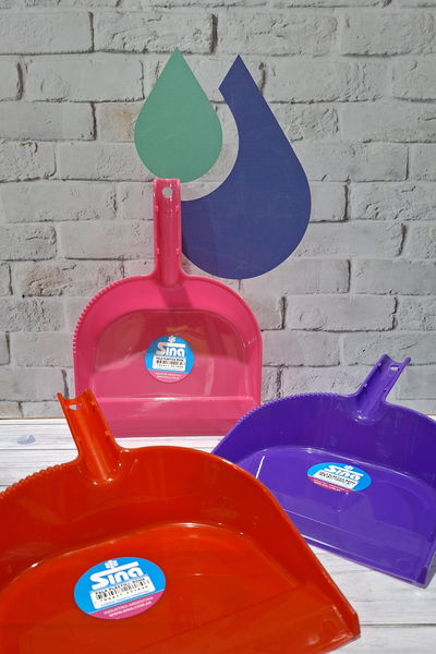 PALA PLASTICA MANO ROMA CON ACOPLE