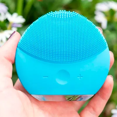 LIMPIADOR MASAJEADOR FACIAL DE SILICONA RECARGABLE USB