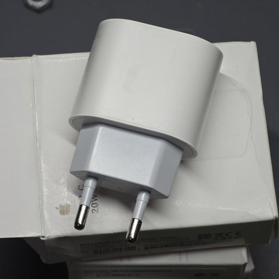 CABEZAL IPHONE TIPO C 20W (Pata Redonda) REPLICA