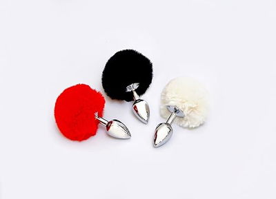 PLUG METALICO POMPOM