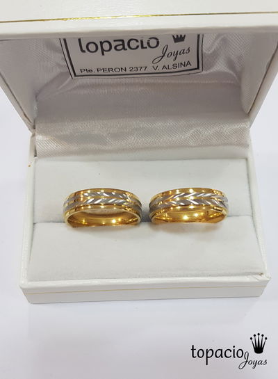 Alianzas de Acero con Oro