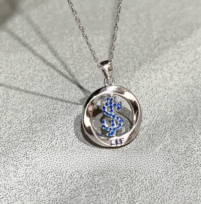 Collar Elf (Super Junior)