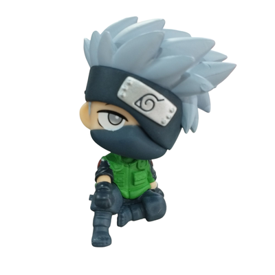 FIGURA NARUTO ITACHI CHIBI SENTADA