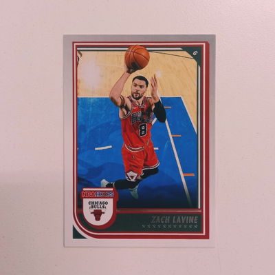 ZACH LAVINE Panini Hoops 2022