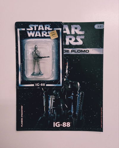 COLECCIONABLE STAR WARS: IG-88