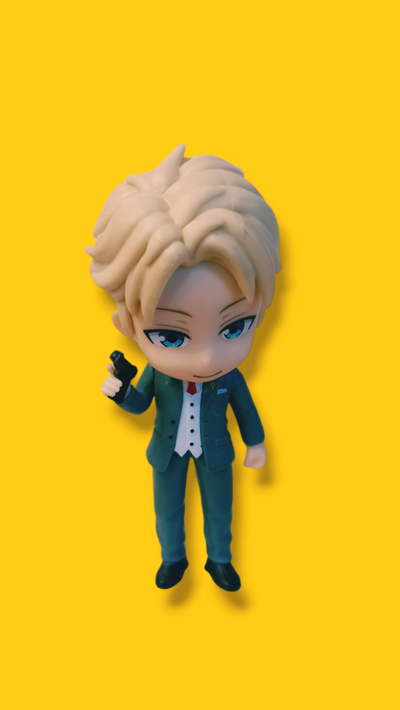 LOID FORGER GASHAPON SPYxFAMILY # 1
