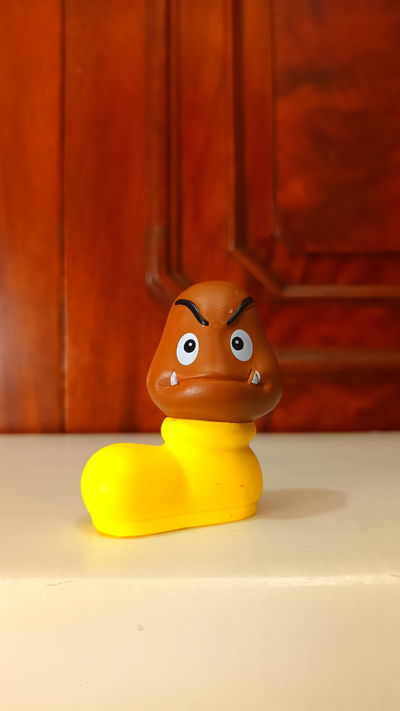 GOOMBA BOOT GASHAPON SUPER MARIO BROS