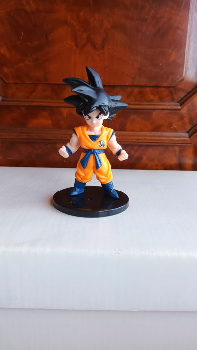 GOKU GASHAPON DRAGON BALL