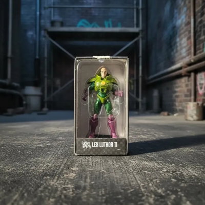 DC SUPER HERO FIGURINE LEX LUTHOR (Ed Limitada Plomo)