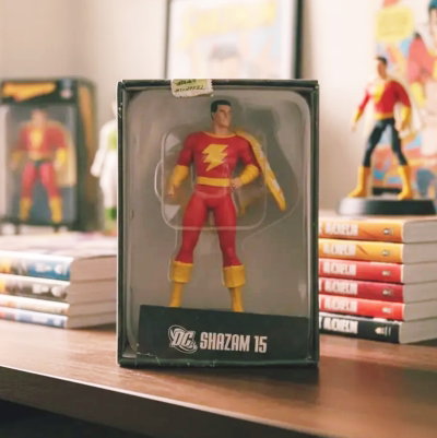 DC SUPER HERO FIGURINE SHAZAM (Ed Limitada Plomo)