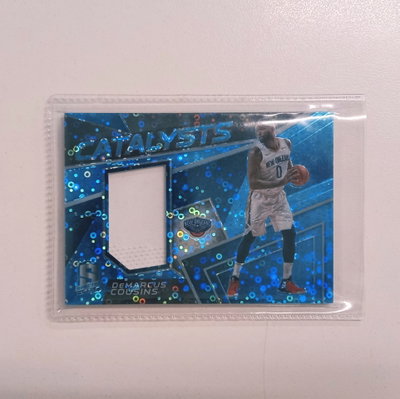 DEMARCUS COUSINS Panini Spectra 2018 Jersey Numerado