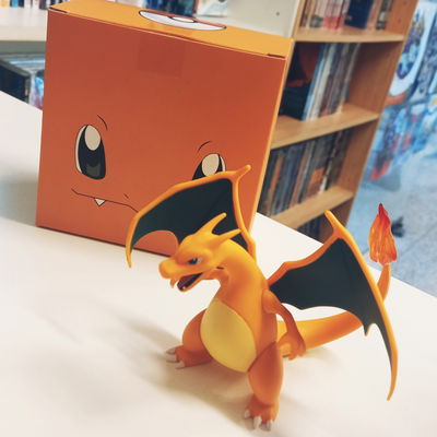 CHARIZARD MINI FIGURA POKEMON