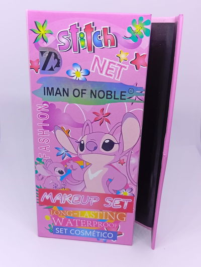 Estuche Stitch de sombra + rubor con espejo 