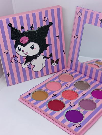Paleta de sombras con espejo de Kuromi x9 colores
