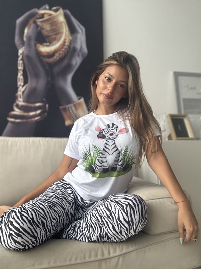 Pijama Cebra Pantalón y Manga Corta