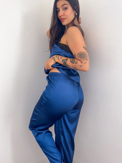 Pijama de Saten Pantalon y musculosa Azul