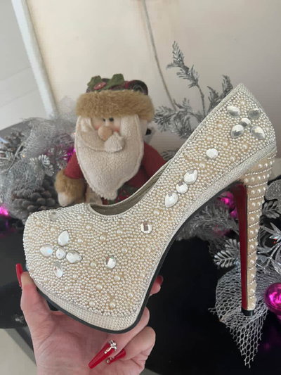Stiletto perlas biancas 