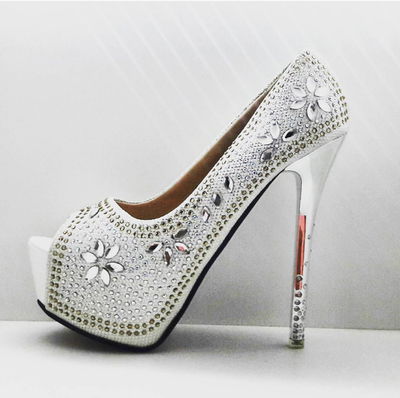 Stiletto piedras flor plata 