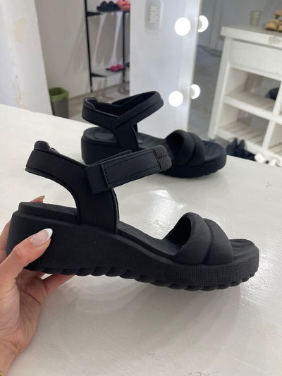 Sandalia playera