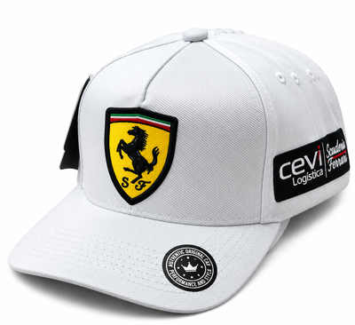 Gorra Ferrari Blanca Full Bordado (6 Parches)